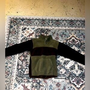 Green and Brown Columbia pull-over. Size Medium